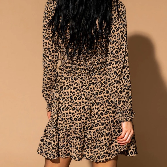 Leopard Print Long Sleeve Mini Dress Size Small NWT - Picture 4 of 7